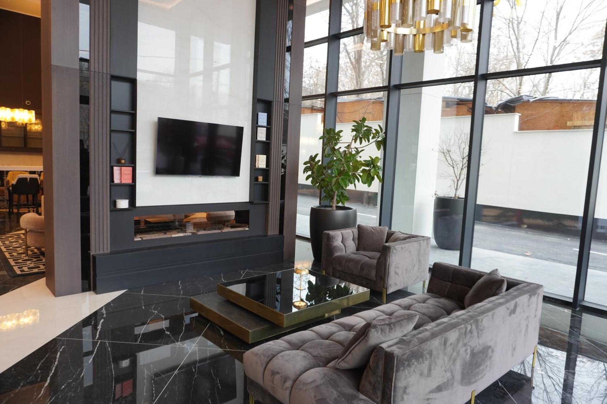 New Belgrade Premium Hotel Bagian luar foto