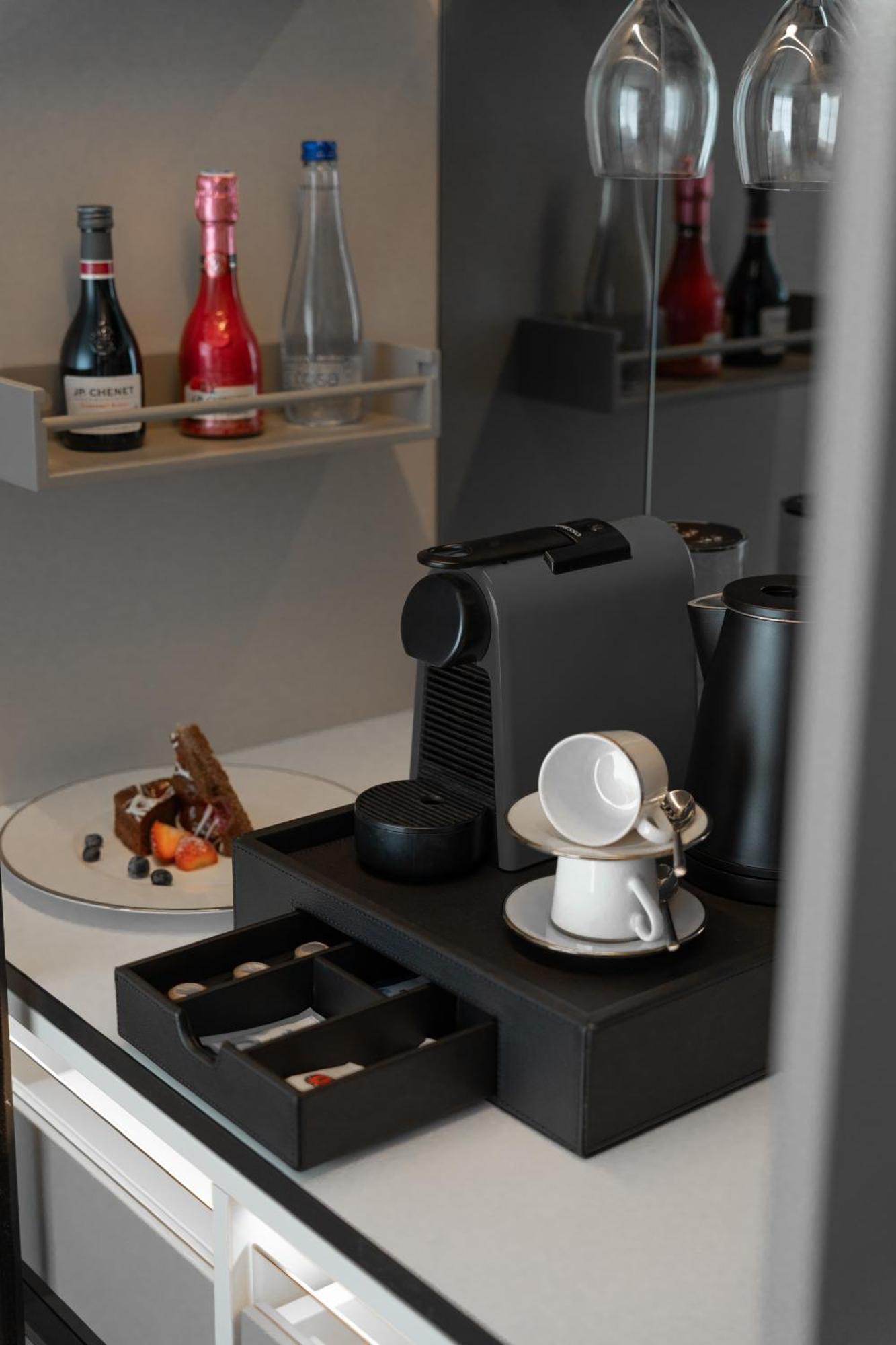 New Belgrade Premium Hotel Bagian luar foto