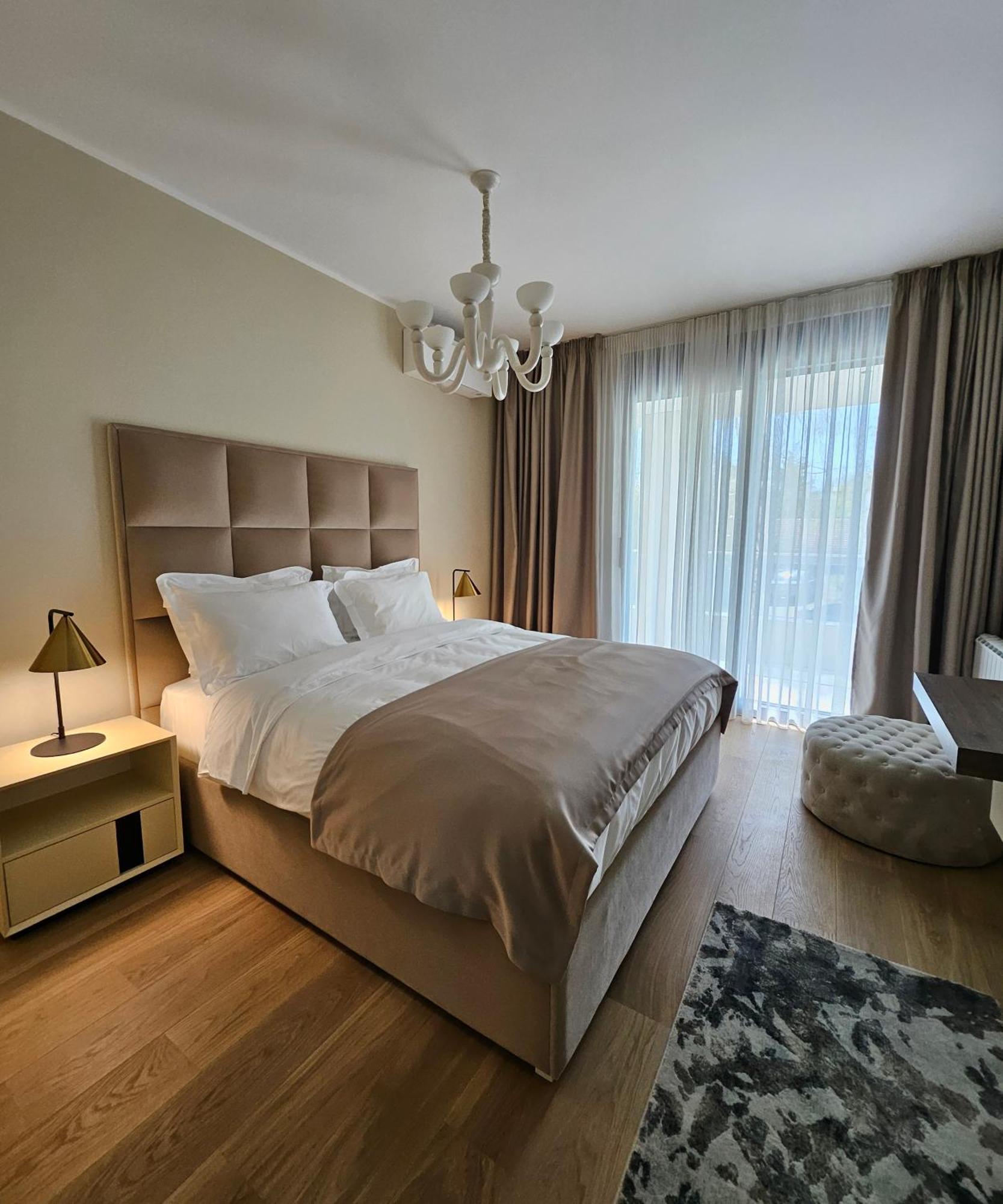 New Belgrade Premium Hotel Ruang foto
