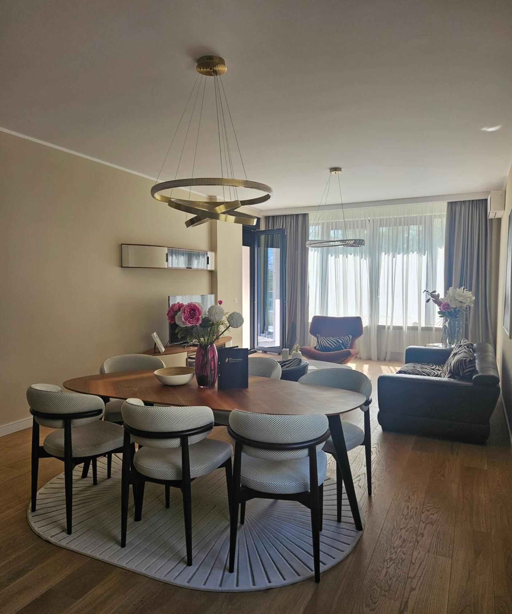 New Belgrade Premium Hotel Bagian luar foto